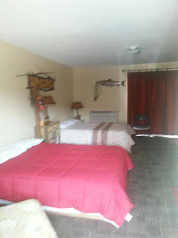 Taneycomo Lakefront Resort Bull Creek Room photo