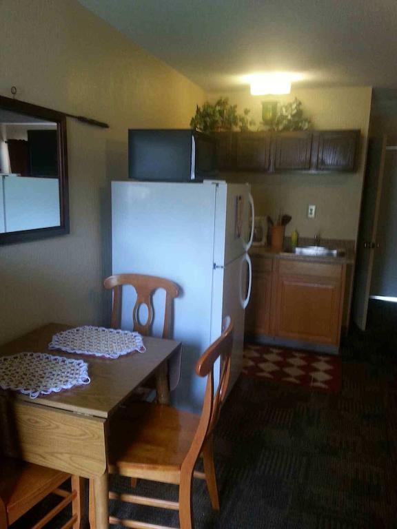 Taneycomo Lakefront Resort Bull Creek Room photo